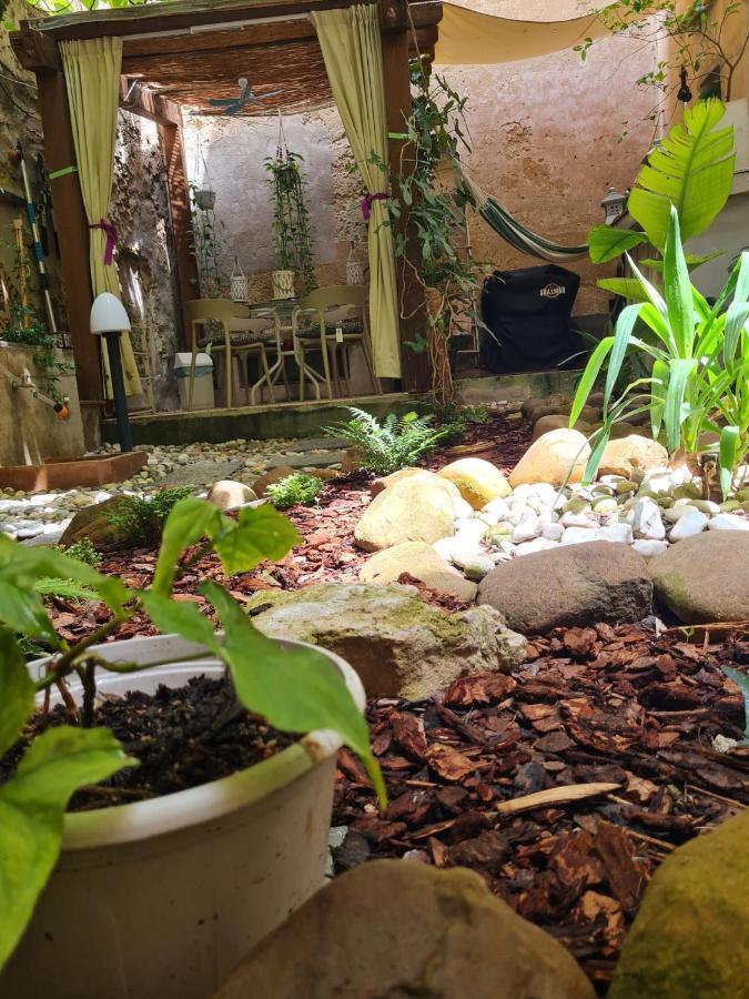 Ai Due Cortili Apartment Trapani Bagian luar foto