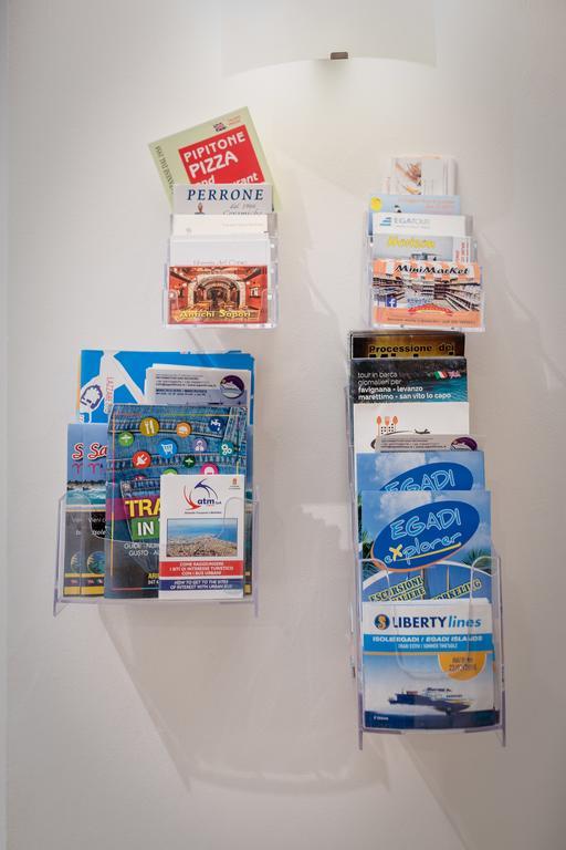 Ai Due Cortili Apartment Trapani Bagian luar foto