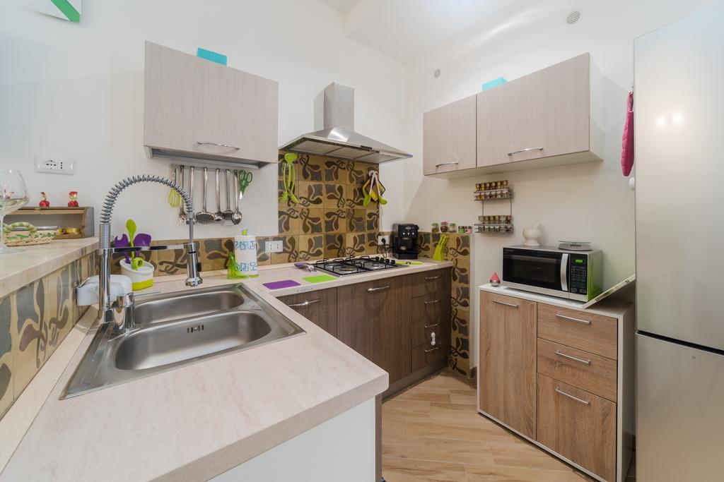 Ai Due Cortili Apartment Trapani Bagian luar foto